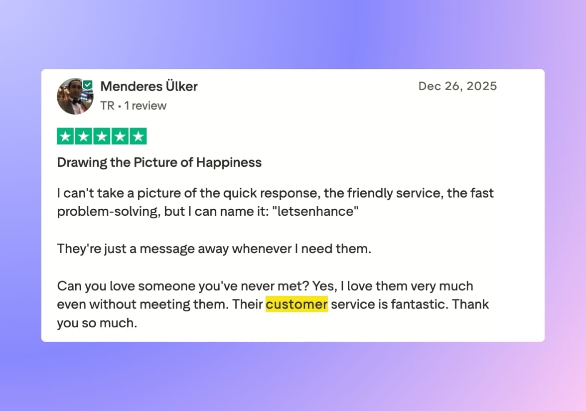 Five-star review praising fast and friendly customer support